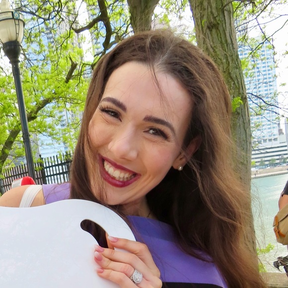 Meet your Posher, Deborah - Picture 1 of 1